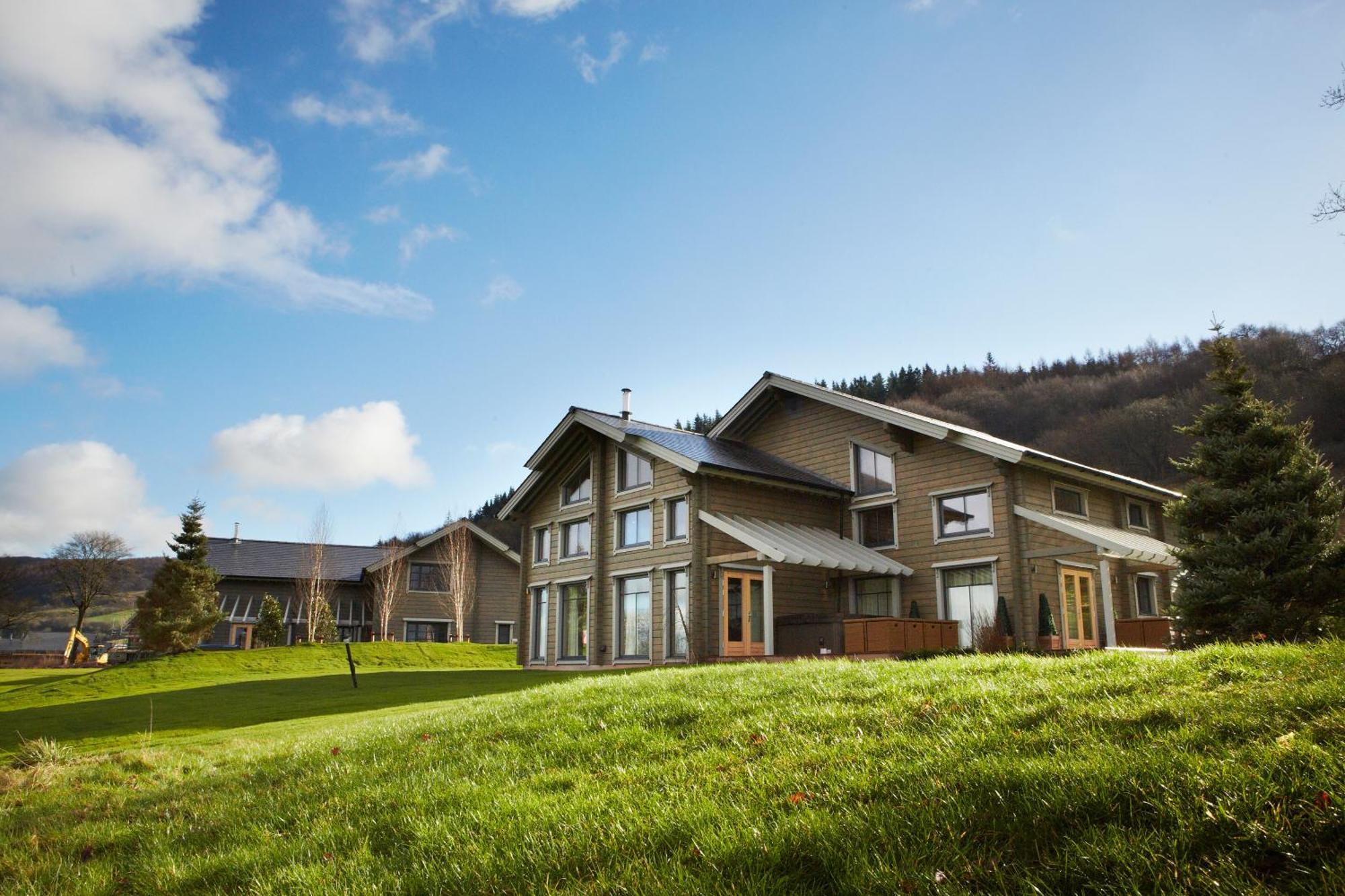 Hunter Lodges By Celtic Manor Newport  Dış mekan fotoğraf